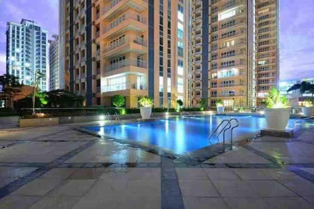 Studio At Viceroy T4 Florence Way Manila Exteriér fotografie
