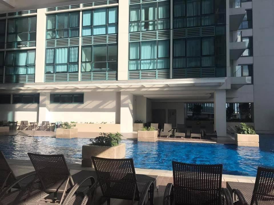 Studio At Viceroy T4 Florence Way Manila Exteriér fotografie